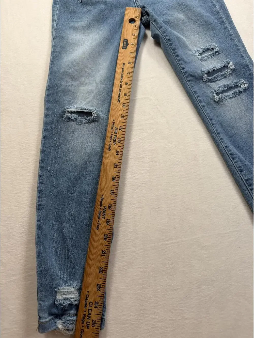 YMI Wax Jeans Women's Light Wash Distressed Skinny Stretch Jeans‎ Size 5/27